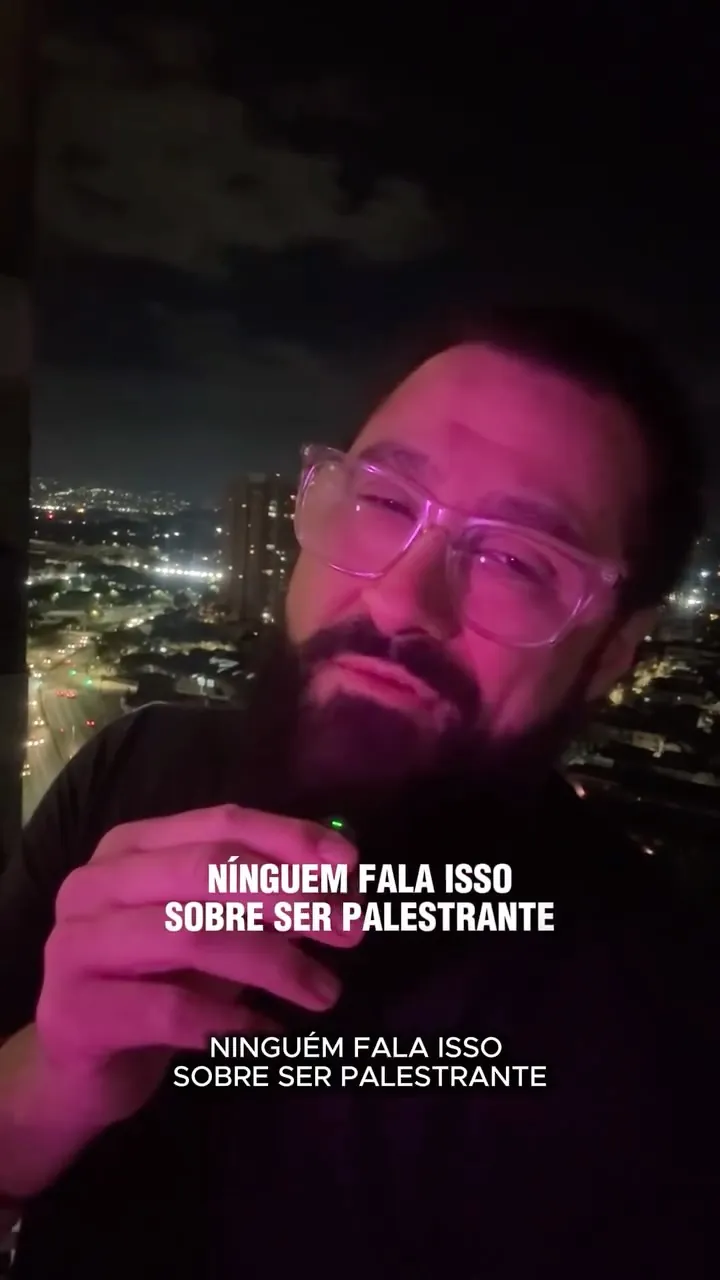 Vídeo noturno com legenda: ninguém fala isso sobre ser palestrante